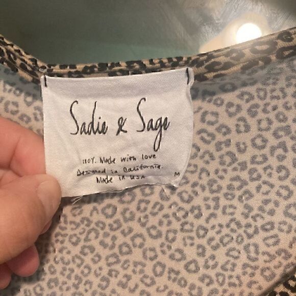 Sadie & Sage medium crop top  A - Picture 2 of 5